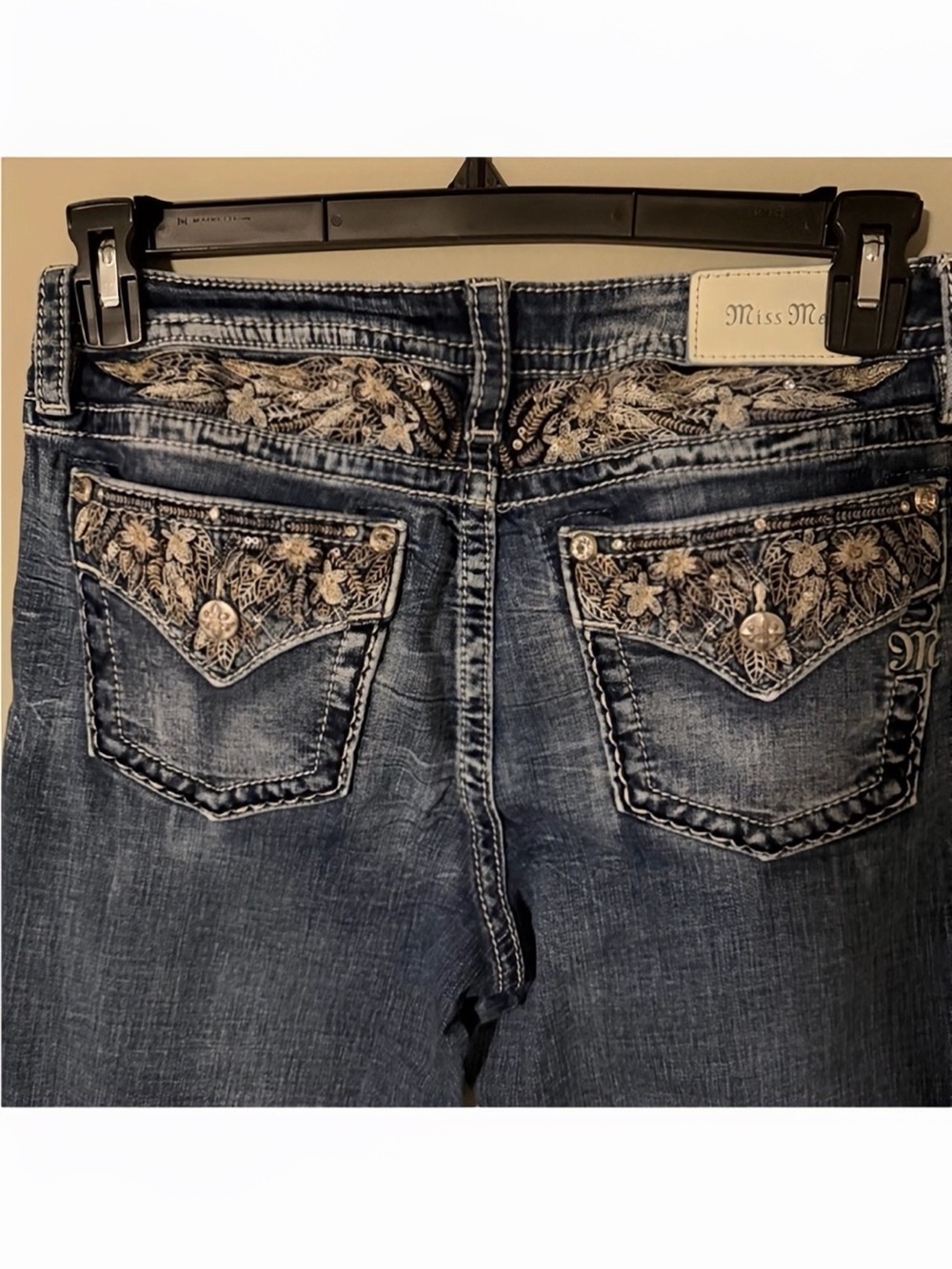Gorgeous Miss Me Los Angeles Curvy Boot Jeans  Embellished Pockets 27” Inseam